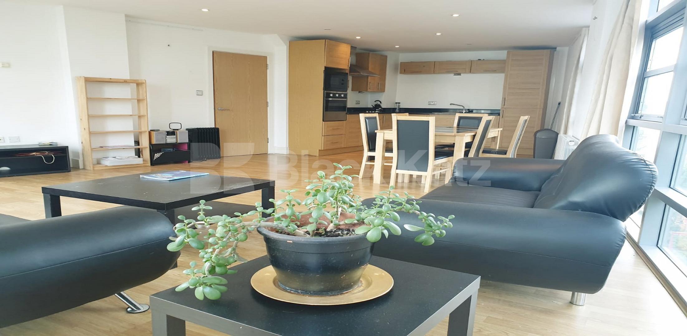 			LET , 2 Bedroom, 2 bath, 1 reception Apartment			 The Heights, Melior Street, London Bridge